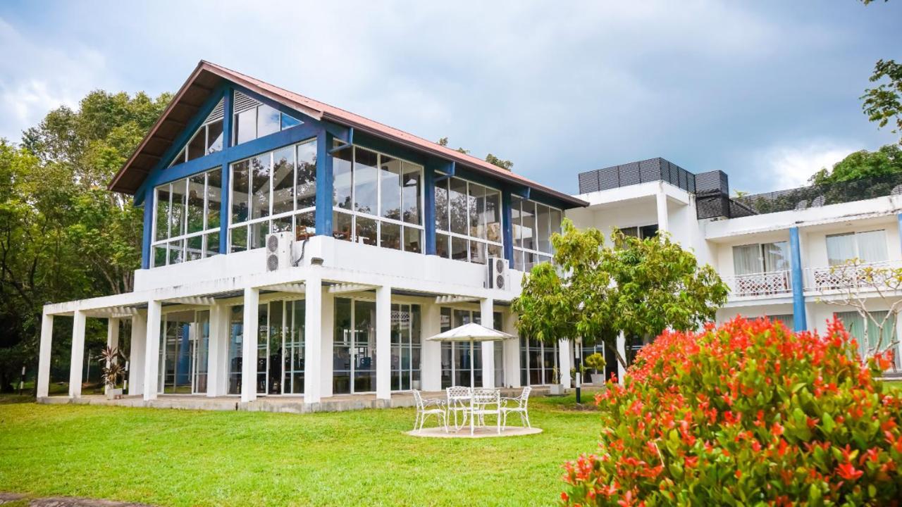 Lavendish Wild Safari Hotel Wasgamuwa Exterior photo