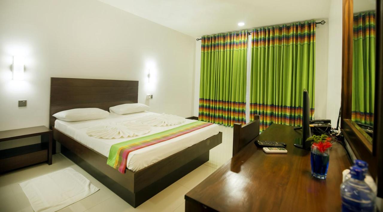 Lavendish Wild Safari Hotel Wasgamuwa Exterior photo
