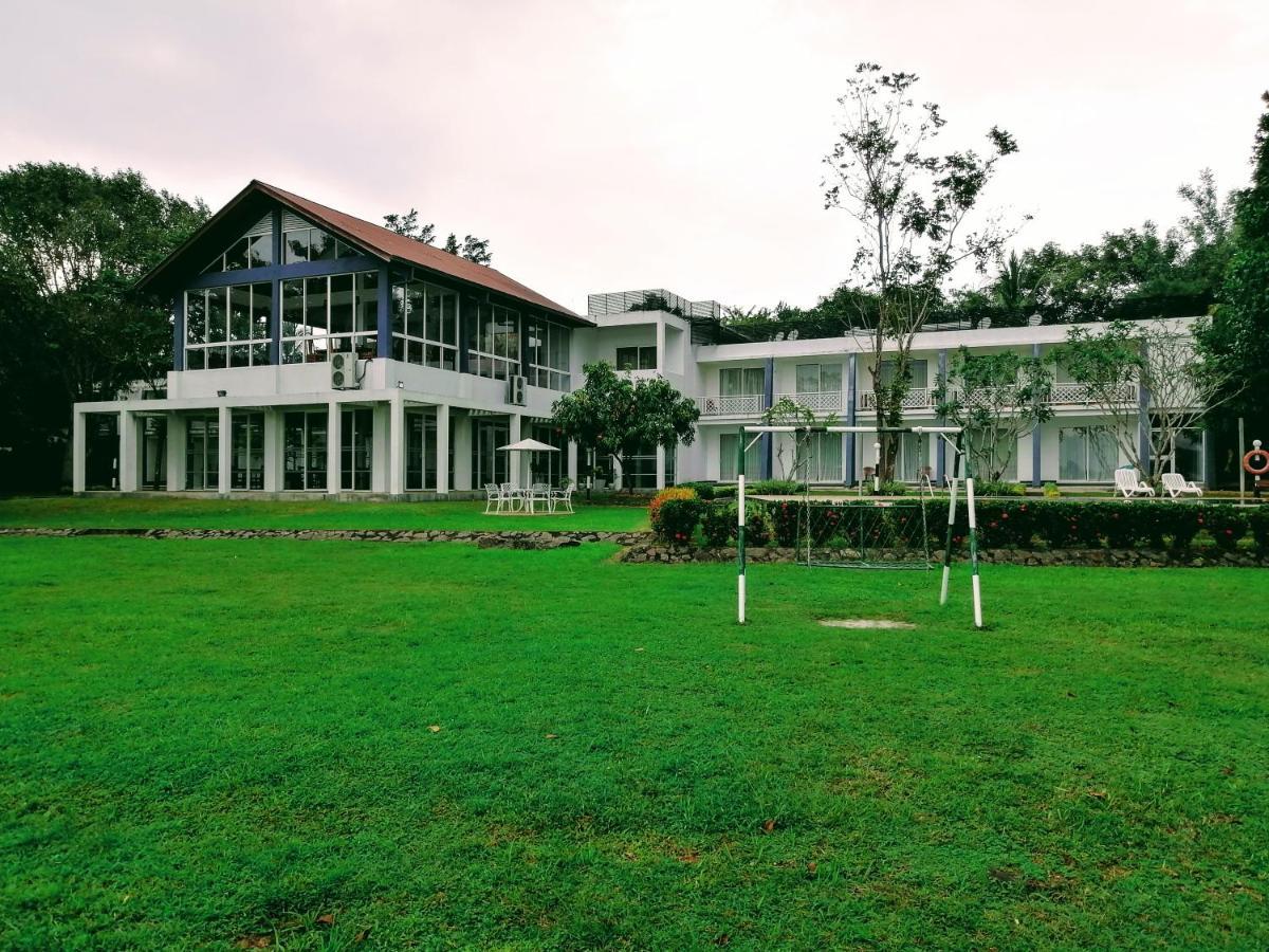 Lavendish Wild Safari Hotel Wasgamuwa Exterior photo